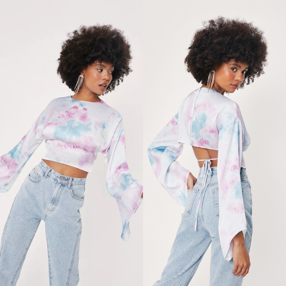 Nasty Gal Pastel Tie-Dye Long Sleeve Crop Top in Blue & Pink